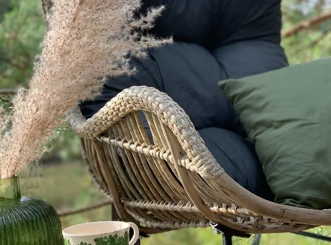 My Tree Warszawa, Macierowe Bagno Hotel