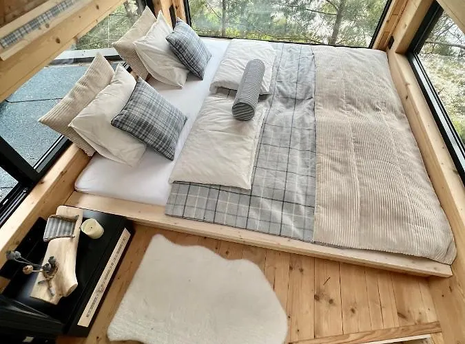 My Tree Warszawa, Macierowe Bagno Hotel *